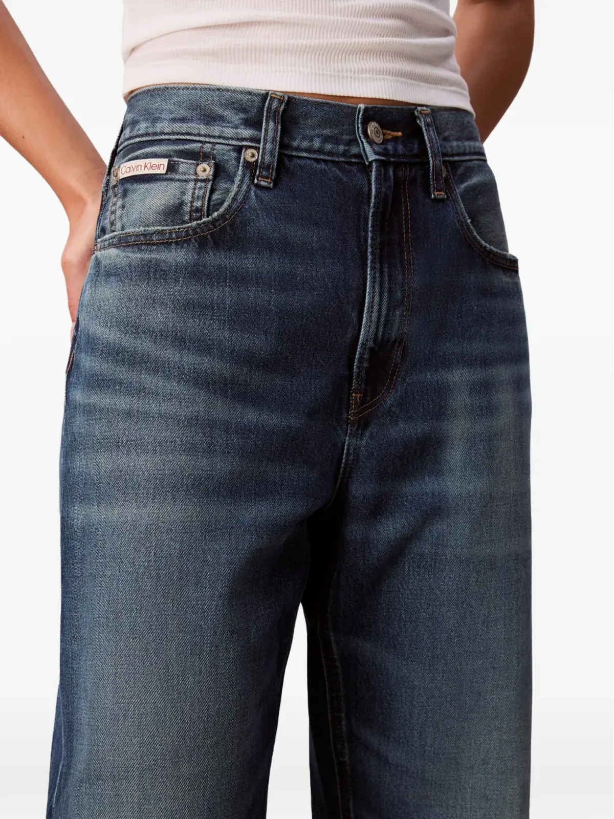 Calvin Klein ファイブポケット ボタン留め ジーンズ - 画像4