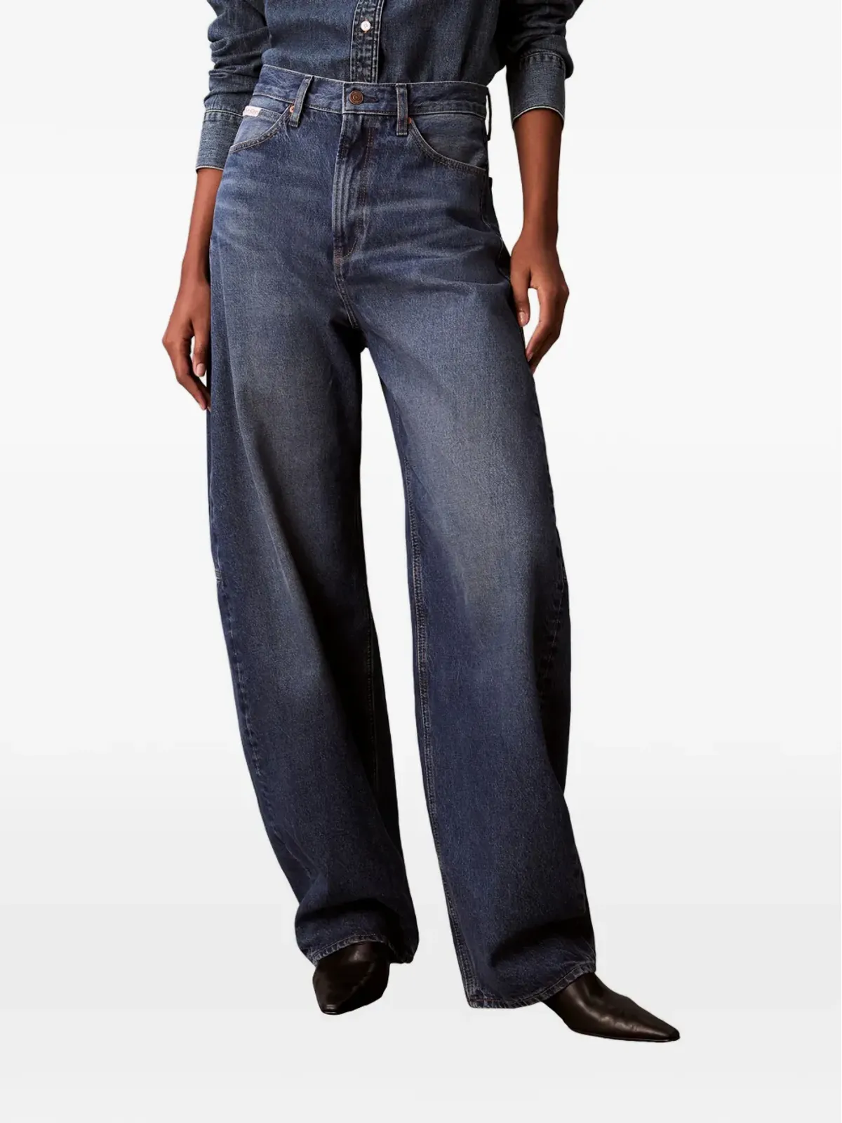 Calvin Klein ロゴプレートジーンズ - 画像3
