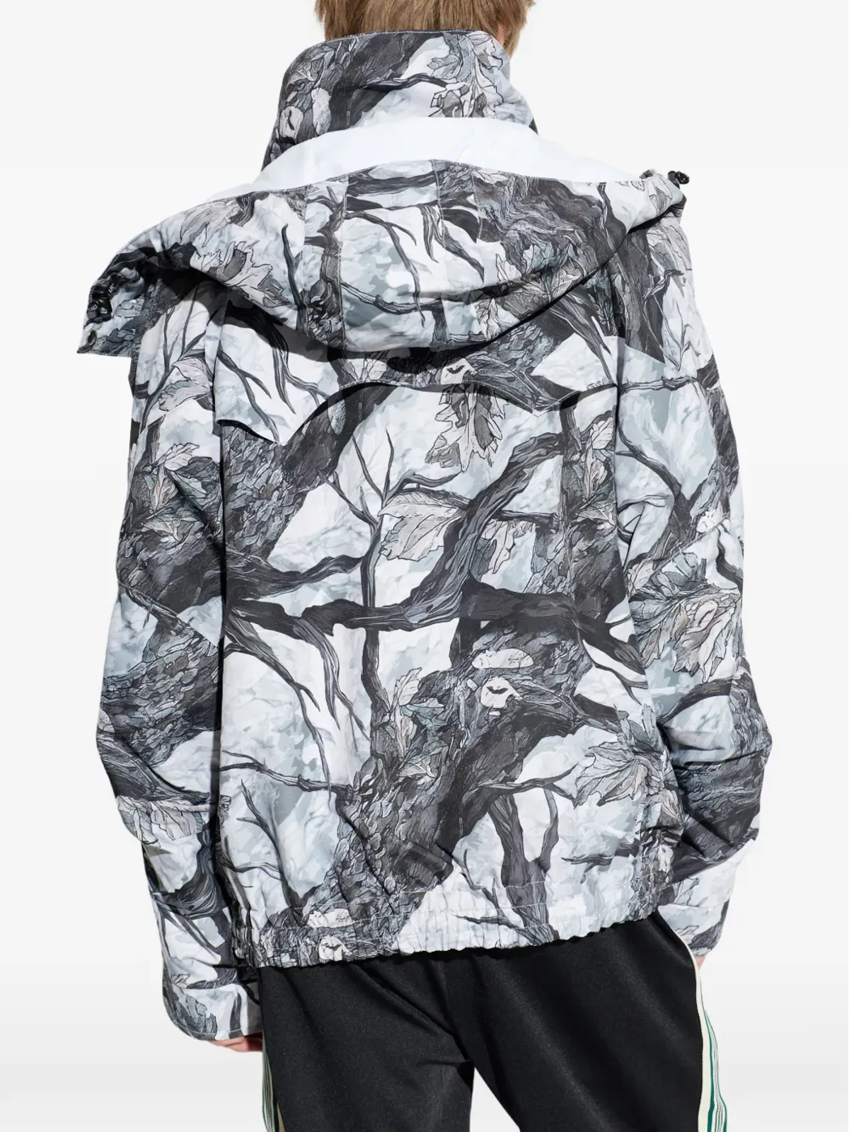 A BATHING APE® ロゴディテール フード付きジャケット - 画像4