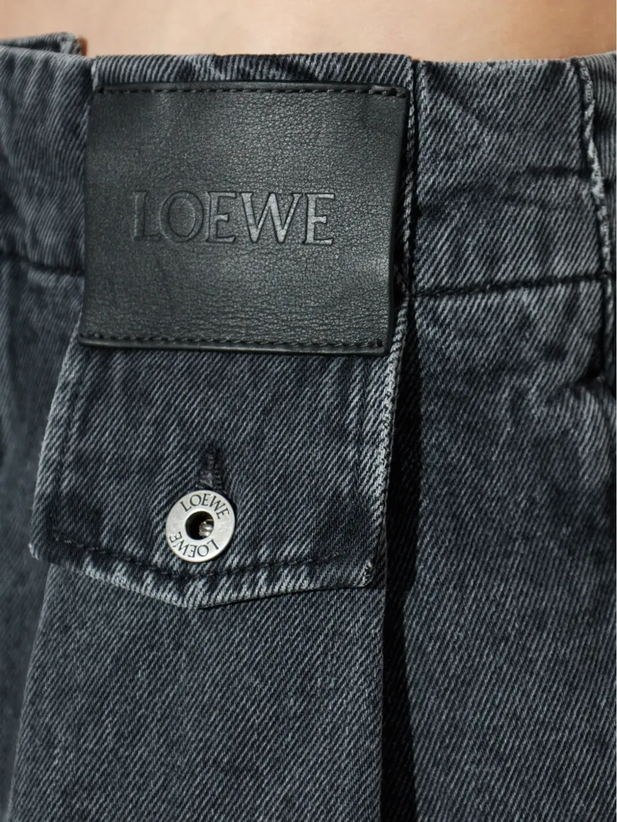 LOEWE プリーツパンツ - 画像5