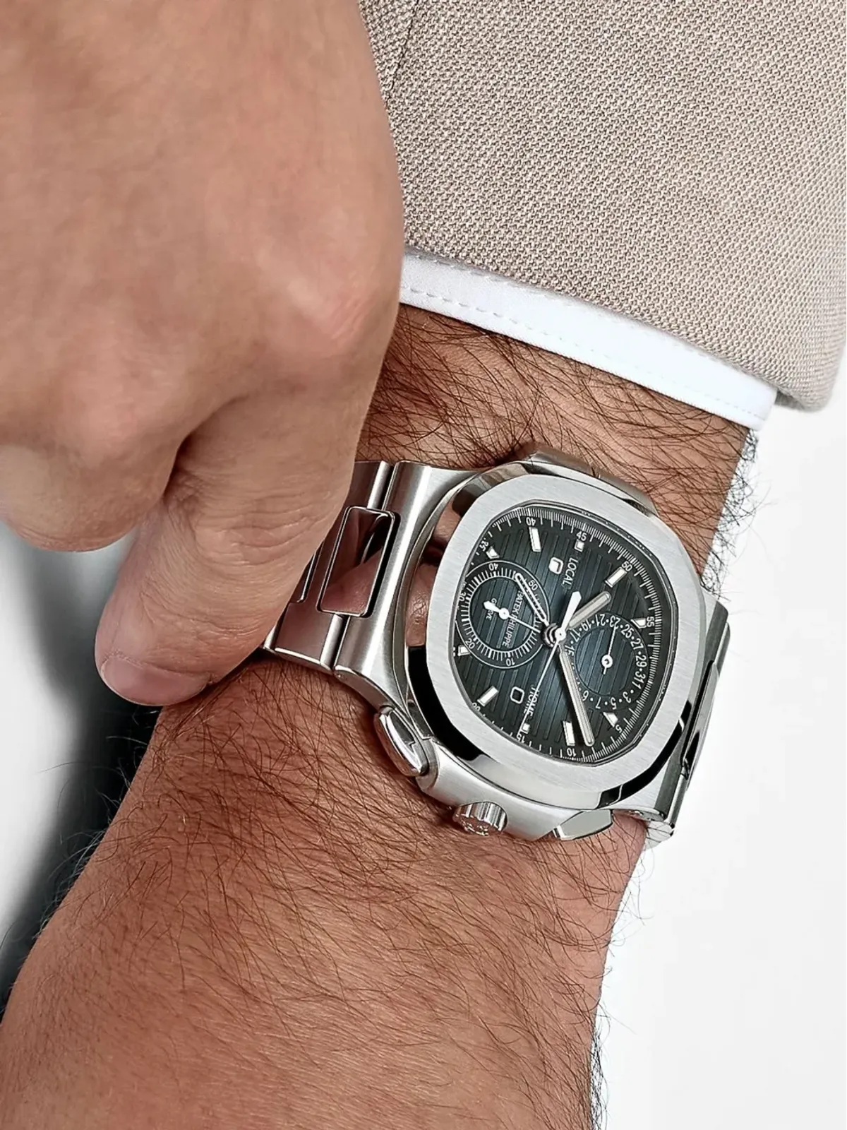 Patek Philippe ナトゥリウス 5990/1A-011 Travel Time Flyback Chronograph ウォッチ - 画像2
