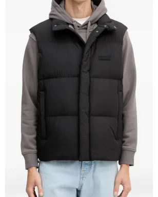 Armani Exchange ロゴパッチ付きパディッドジレ - サムネイル1