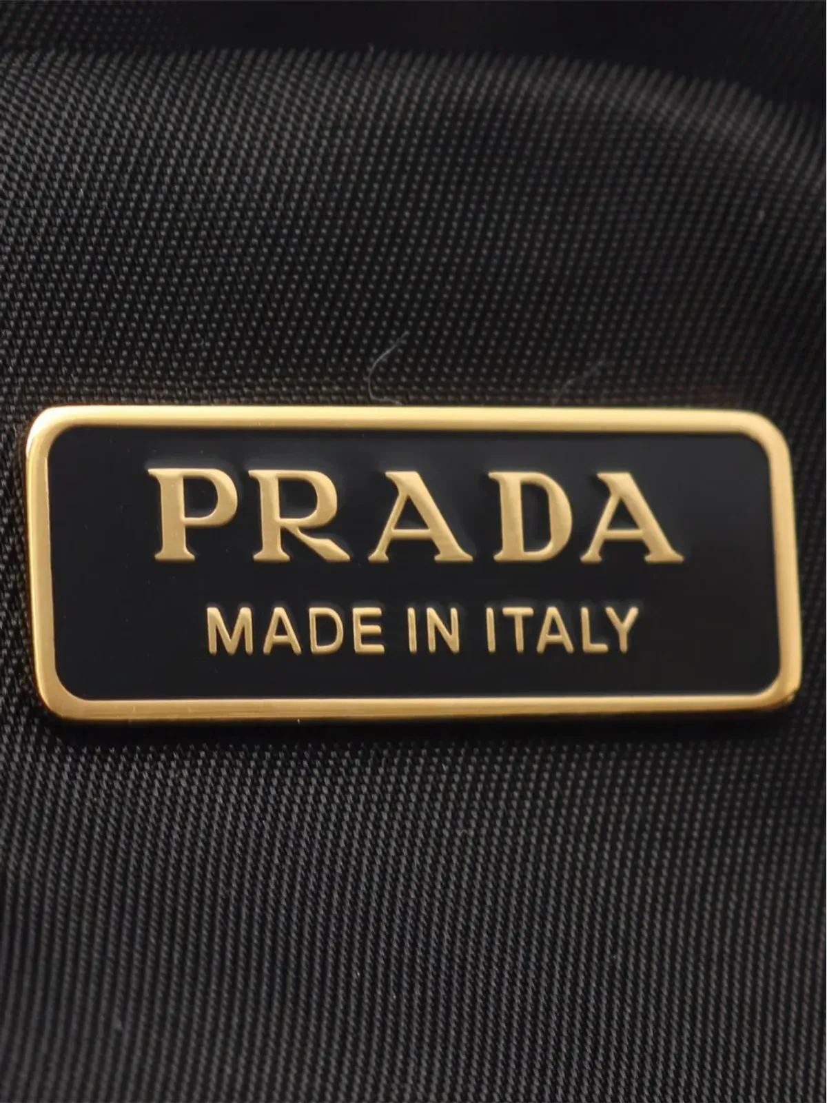 Prada Pre-Owned 2013-2026 Medium Re-Nylon Explorer satchel - Black - 画像2