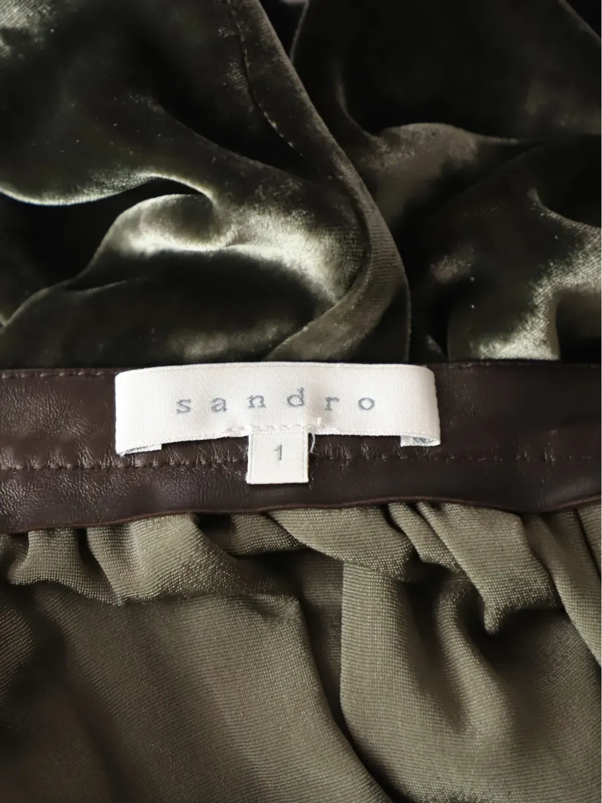 SANDRO ボウディテール ミニスカート（グリーン） - 画像4