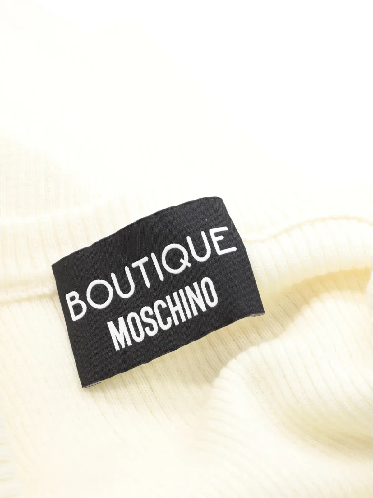 Boutique Moschino フリルスリーブVネックトップ（ホワイト） - 画像4