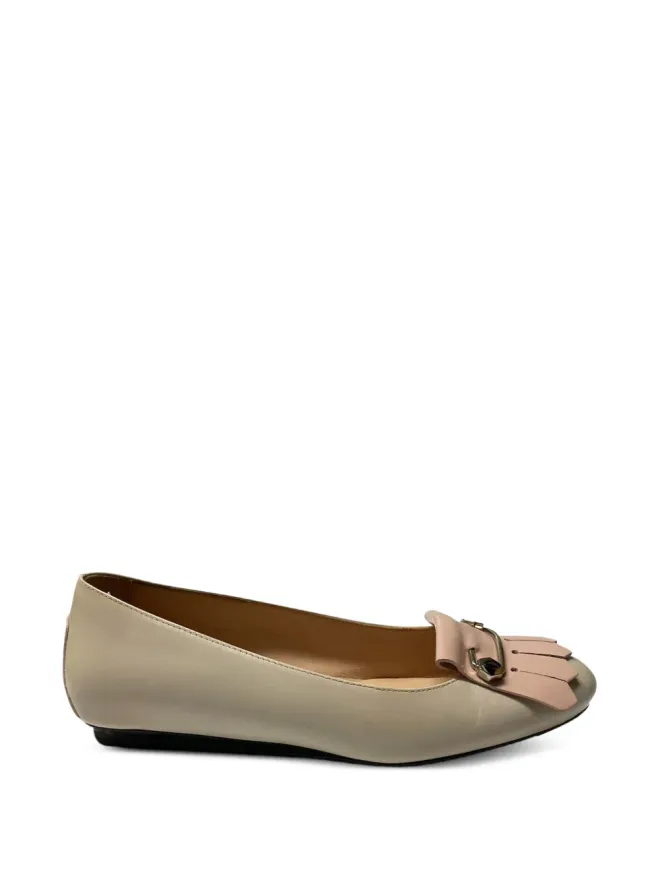 Tod's Vintage Tod's Vintage fringed ballet flats - Neutralsの商品画像