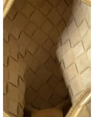 Bottega Veneta ビンテージ イントレッチァート ループ カメラ ミニバッグ（ニュートラルカラー） - サムネイル5