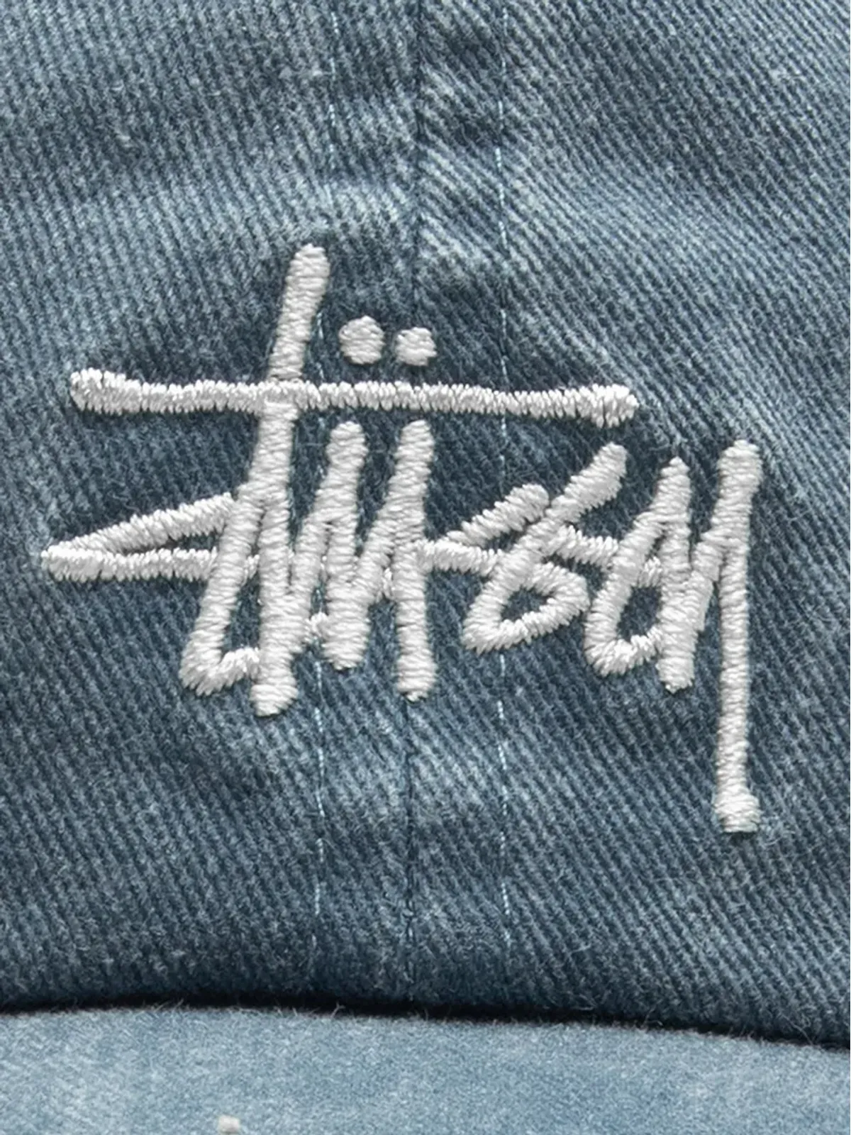 Stüssy 洗い加工の刺繍入りベーシックキャップ - 画像2