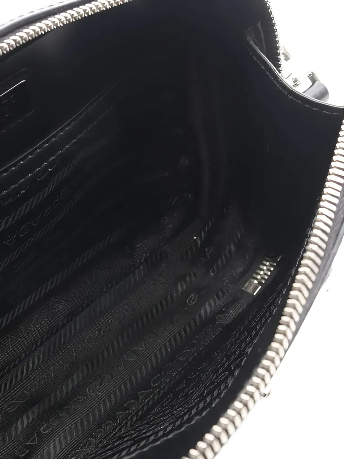 Prada Pre-Owned ブリック・パテントレザー・クロスボディバッグ - 画像3