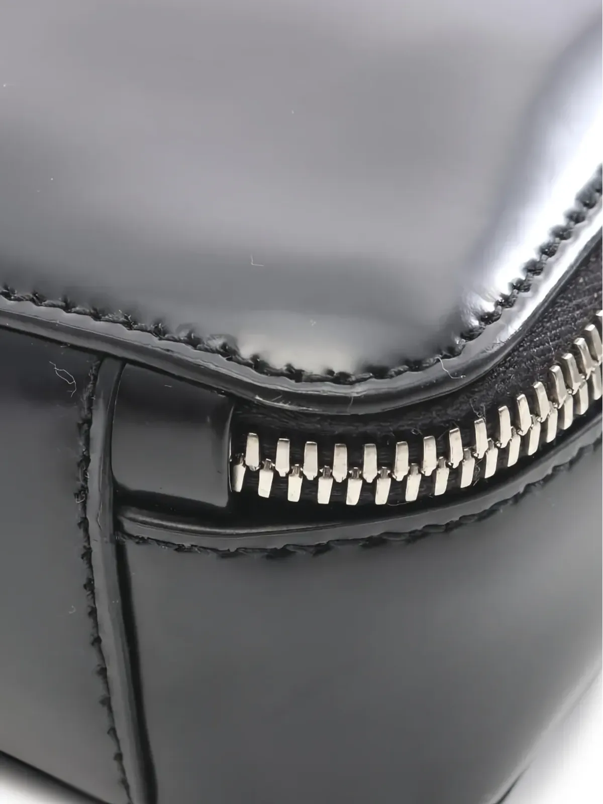 Prada Pre-Owned ブリック・パテントレザー・クロスボディバッグ - 画像4