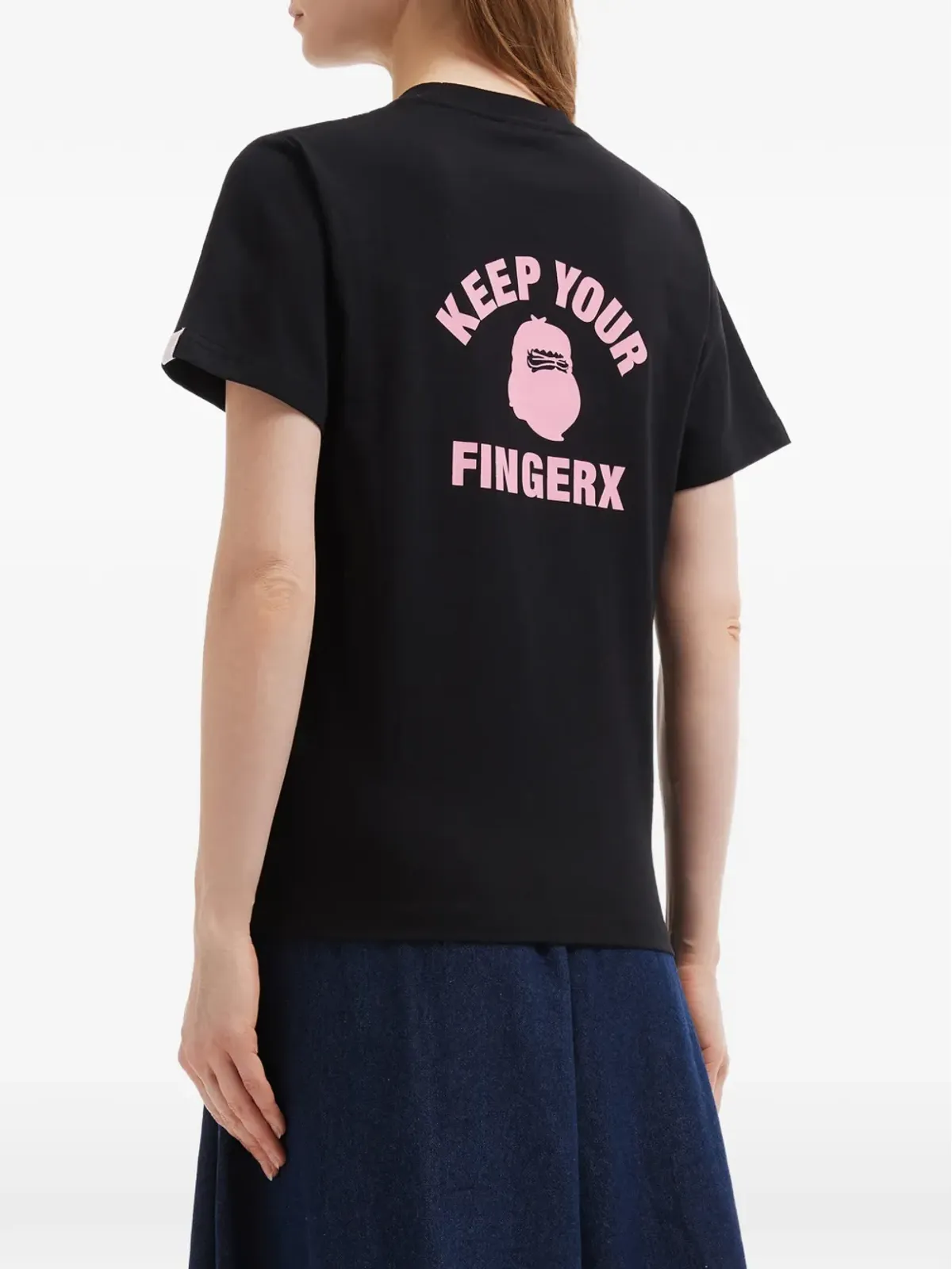 FINGERCROXX プリント入り半袖Tシャツ - ブラック - 画像4