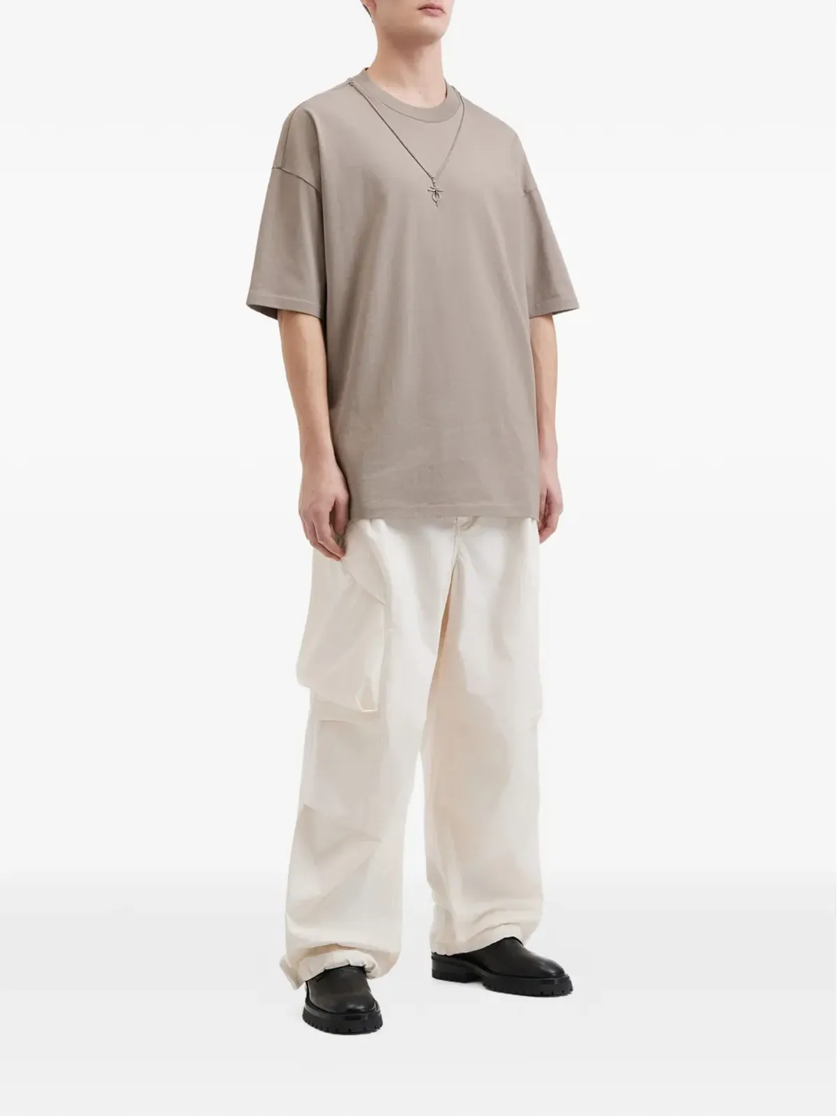 FIVE CM ネックレス付き ラウンドネックTシャツ - 画像2