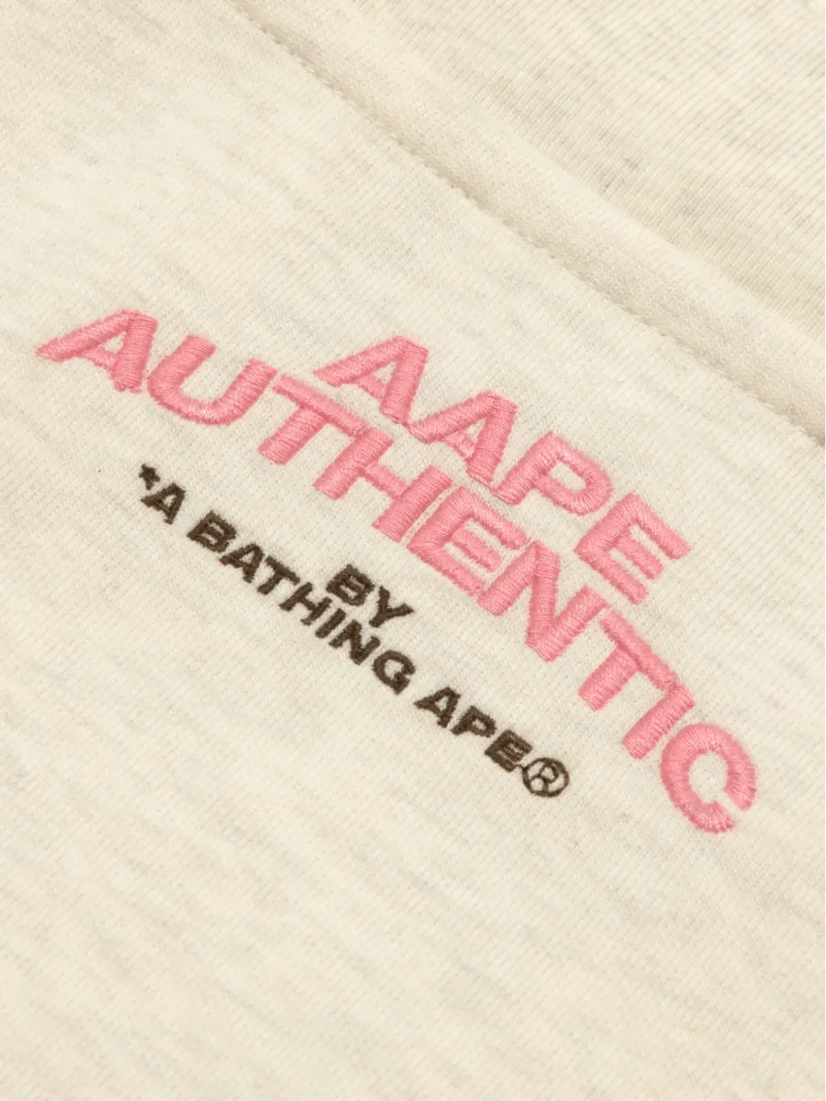AAPE BY *A BATHING APE® アップリケ Vネック カーディガン - 画像3
