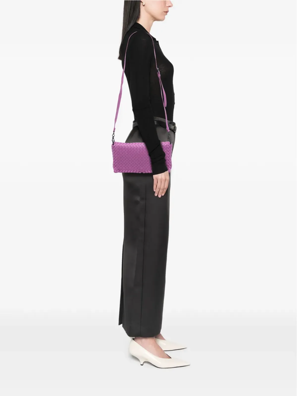 Bottega Veneta Pre-Owned ナッパレザー ダリア クラッチクロスボディバッグ - Purple - 画像2