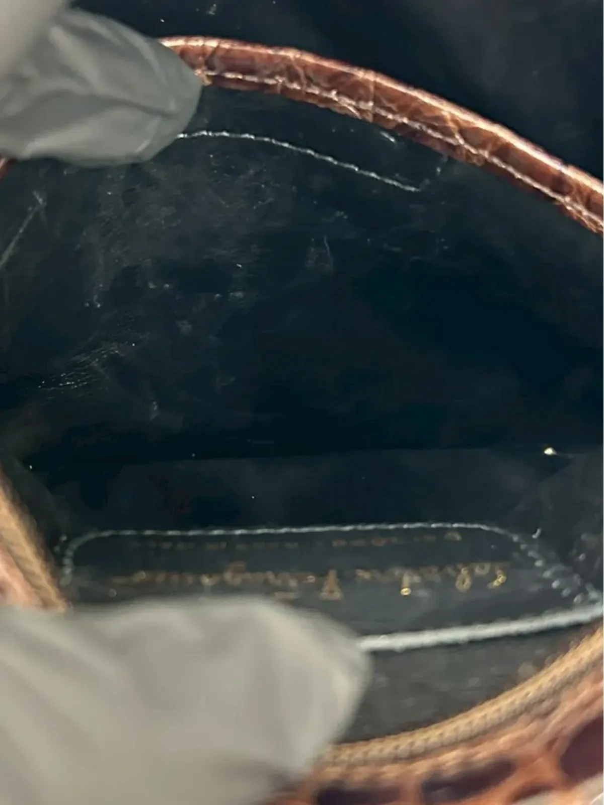 Ferragamo Pre-Owned クロコダイル型押しレザー ヴァラ クロスボディバッグ - ブラウン - 画像5