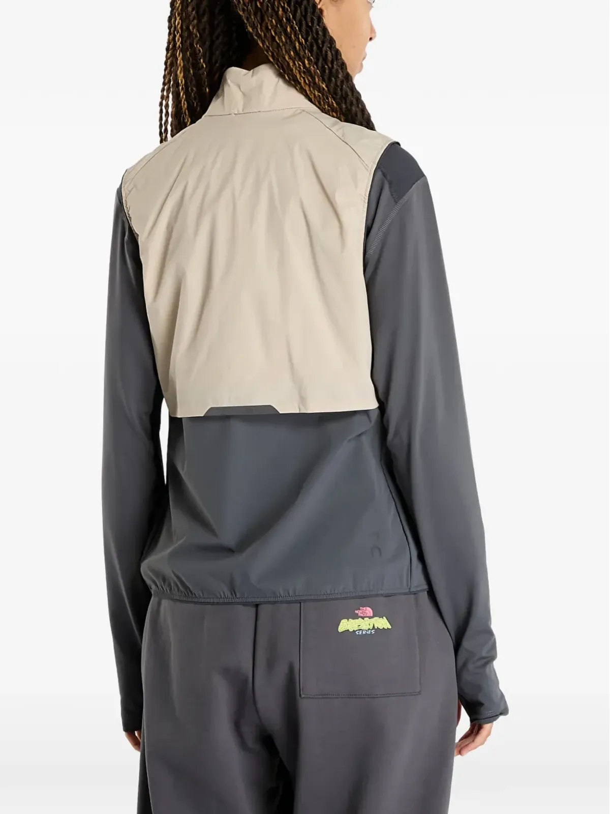 On Weather vest - 画像3