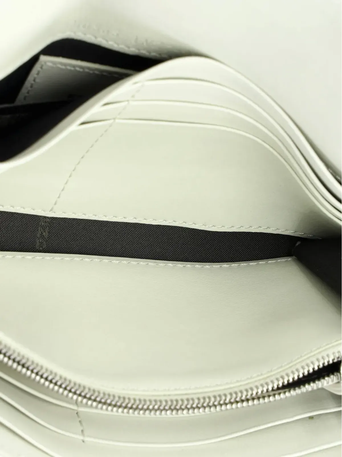 Fendi Pre-Owned x Marc Jacobs ウォレット・オン・チェーン プリントレザー クロスボディバッグ - Neutrals - 画像5