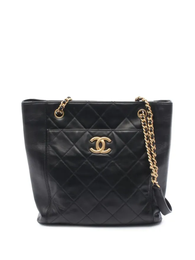 CHANEL Pre-Owned CHANEL ビンテージ 2020 CC キルテッド ラムスキン フロントポケット ショッピング トート サッチェル - ブラックの商品画像