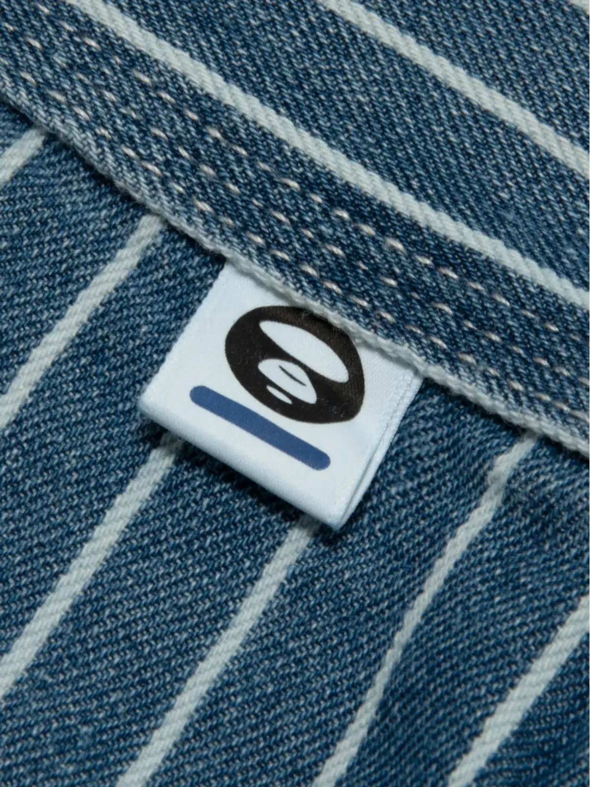 AAPE BY *A BATHING APE® ストライプポケットシャツ ブルー - 画像5