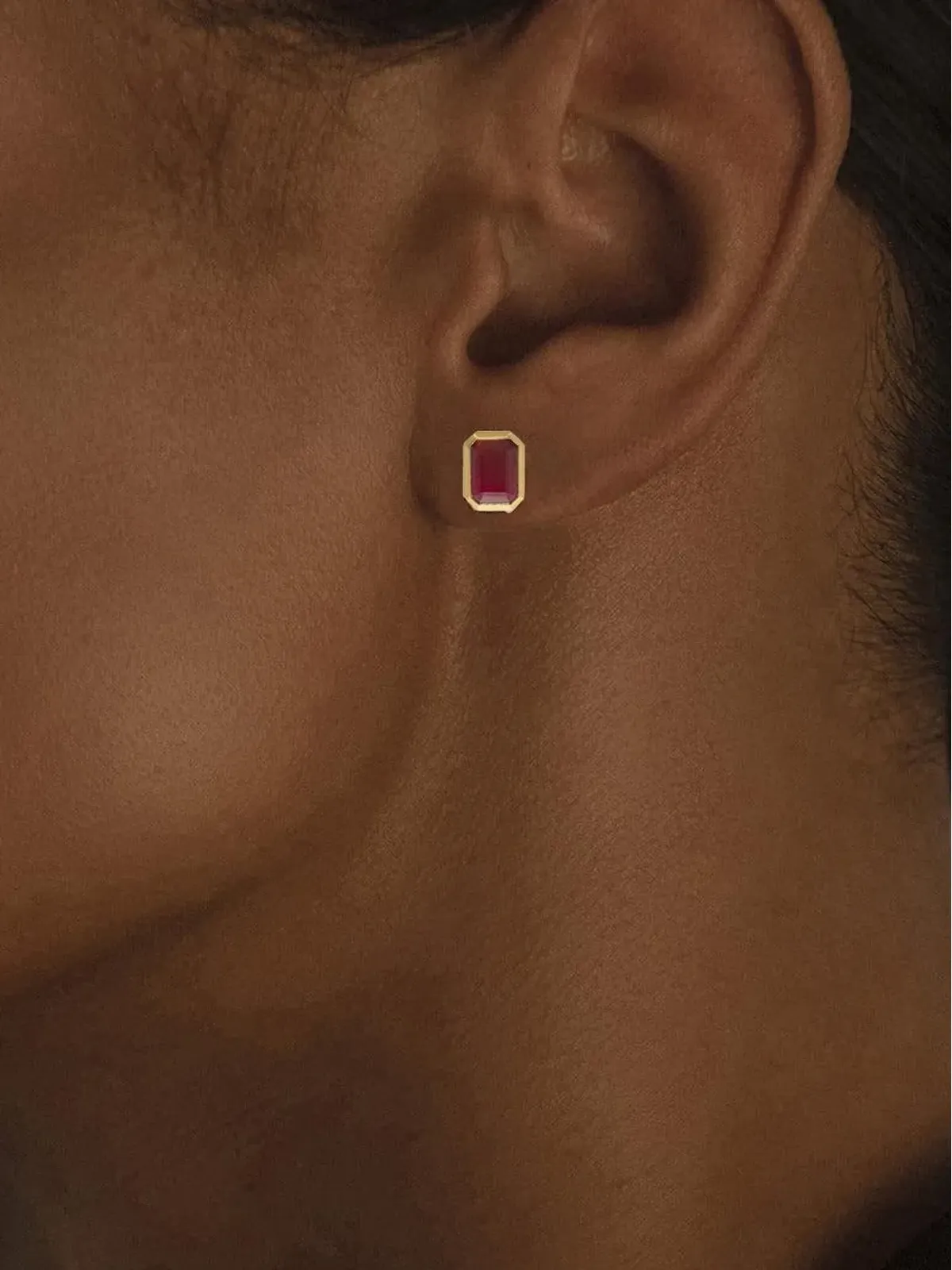 Azlee ruby stud earrings - Gold - 画像2