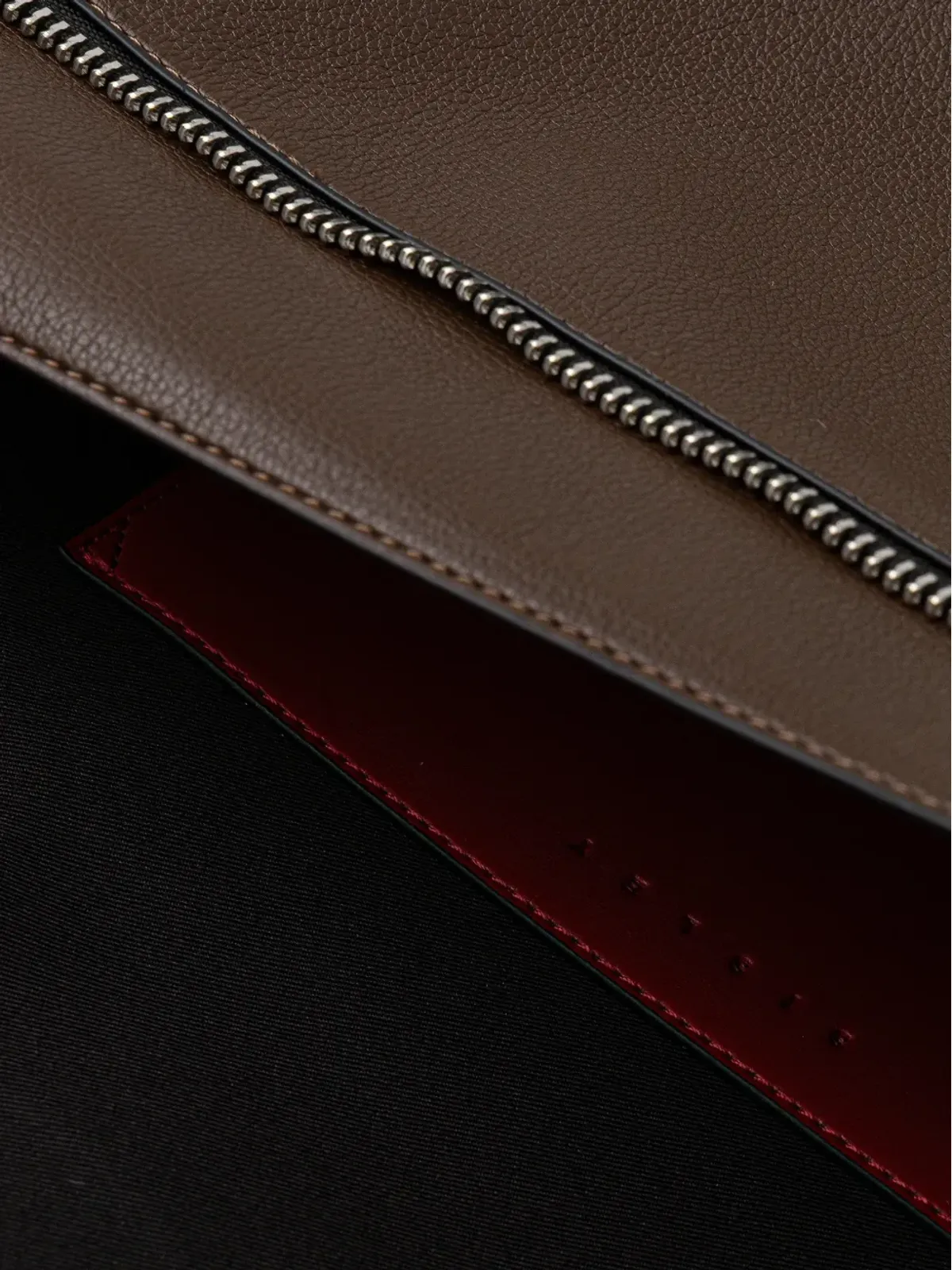 Sisley アシンメトリック クロスボディバッグ - 画像5
