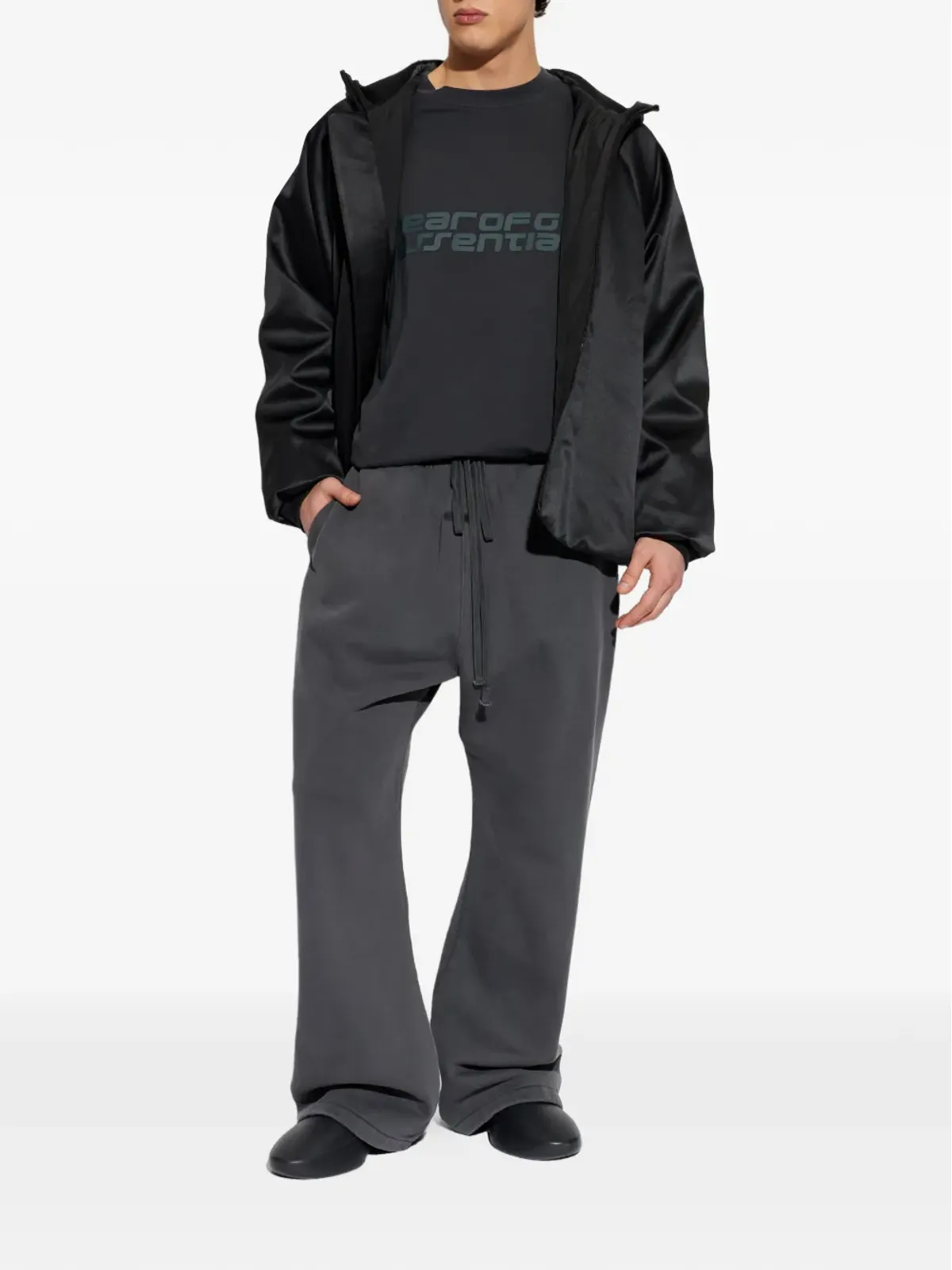 FEAR OF GOD ESSENTIALS フード付きジップジャケット ブラック - 画像2