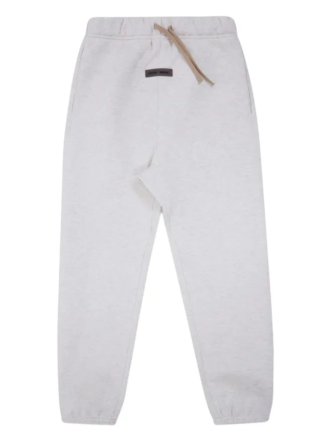 FEAR OF GOD ESSENTIALS KIDS FEAR OF GOD ESSENTIALS KIDS 紐付きウエスト ラベルディテール トラックパンツの商品画像