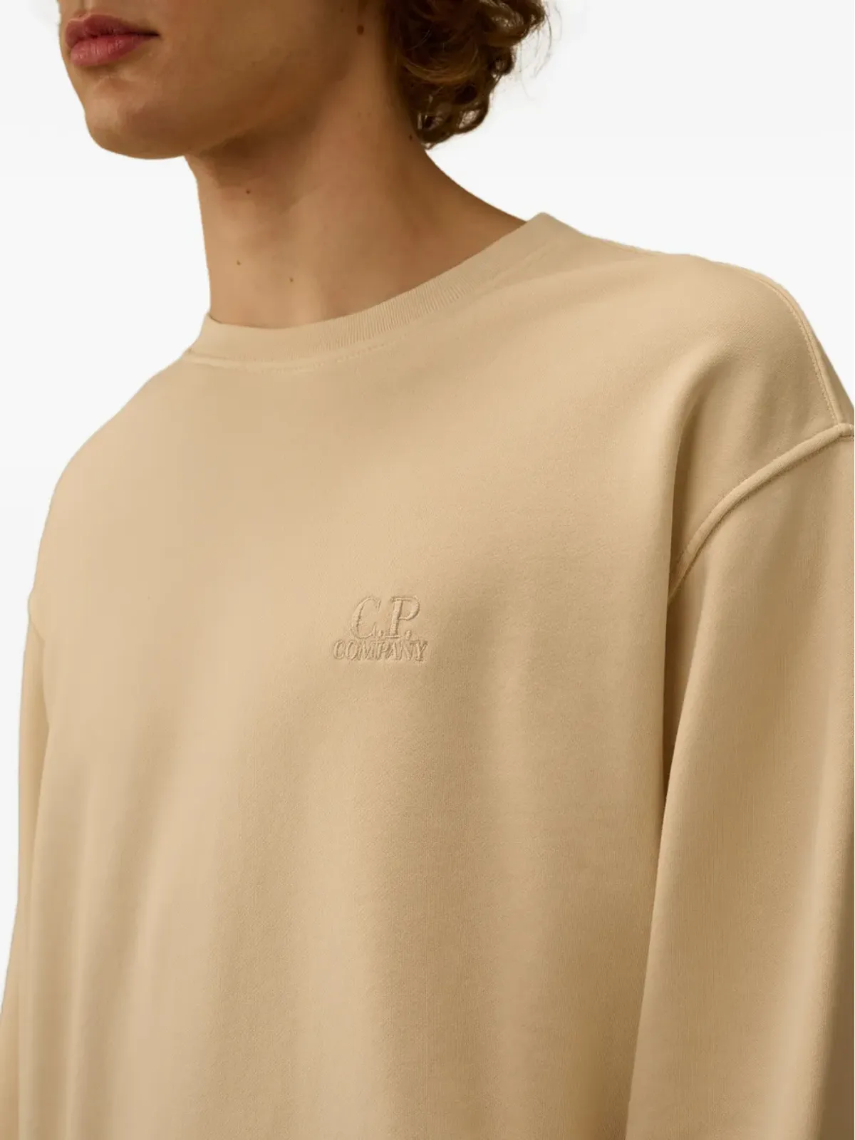 C.P. Company ベージュ ロゴ刺繍入りクルーネック コットン スウェットシャツ - 画像5