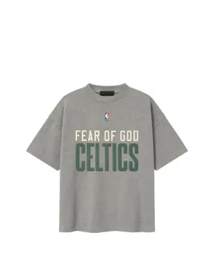 FEAR OF GOD ESSENTIALS x NBA Celtics 90年代 クルーネック Tシャツ - サムネイル1