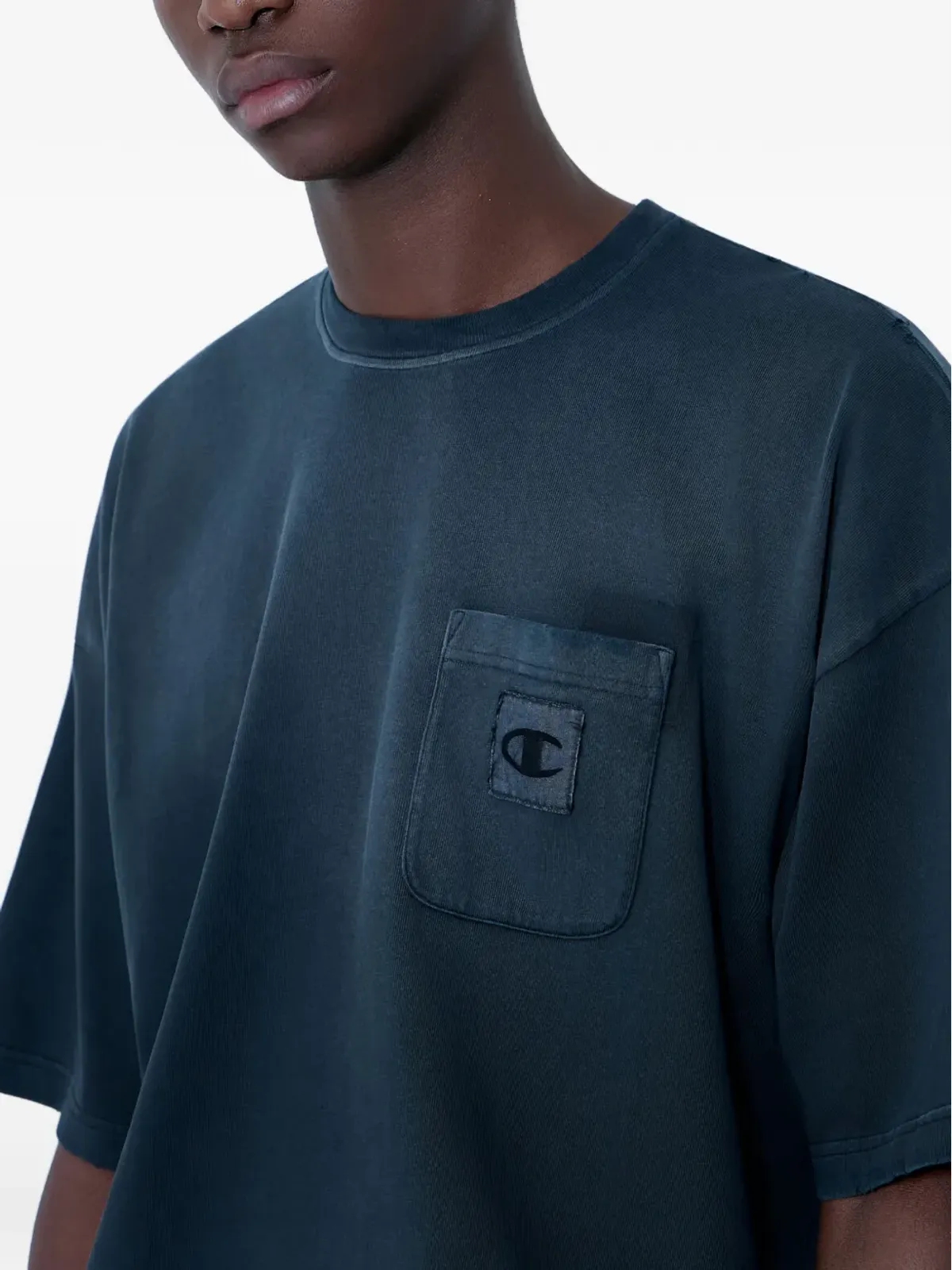 Champion パッチポケットTシャツ - 画像4