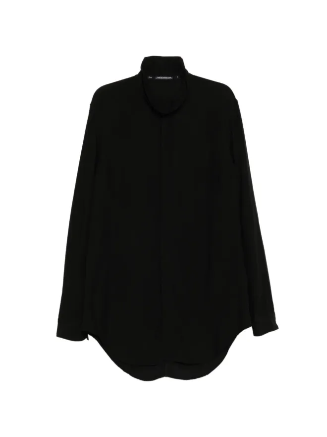 JULIUS Julius ハイネック カーブドヘム シャツの商品画像