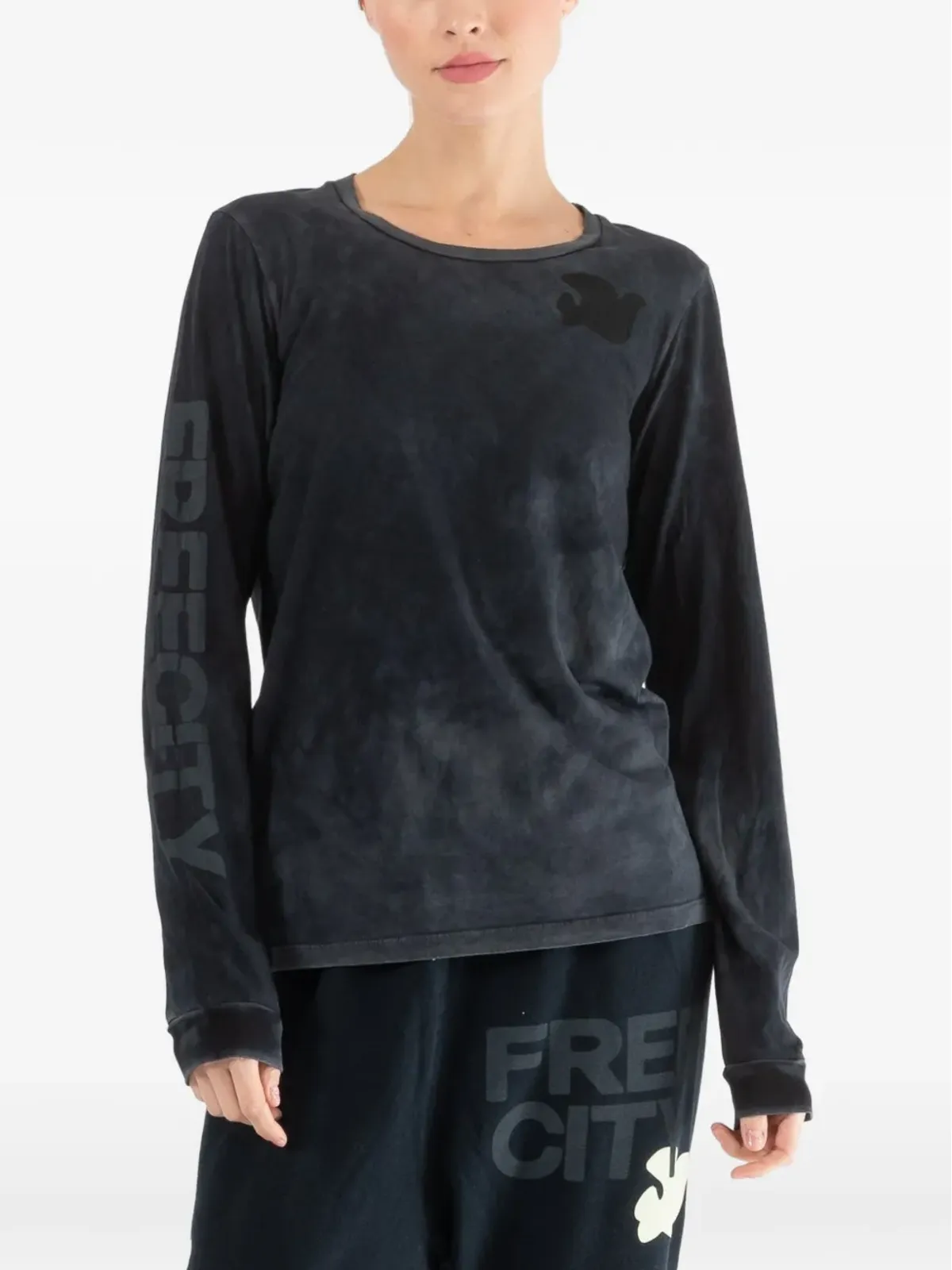 FreeCity 長袖グラフィックTシャツ - 画像1