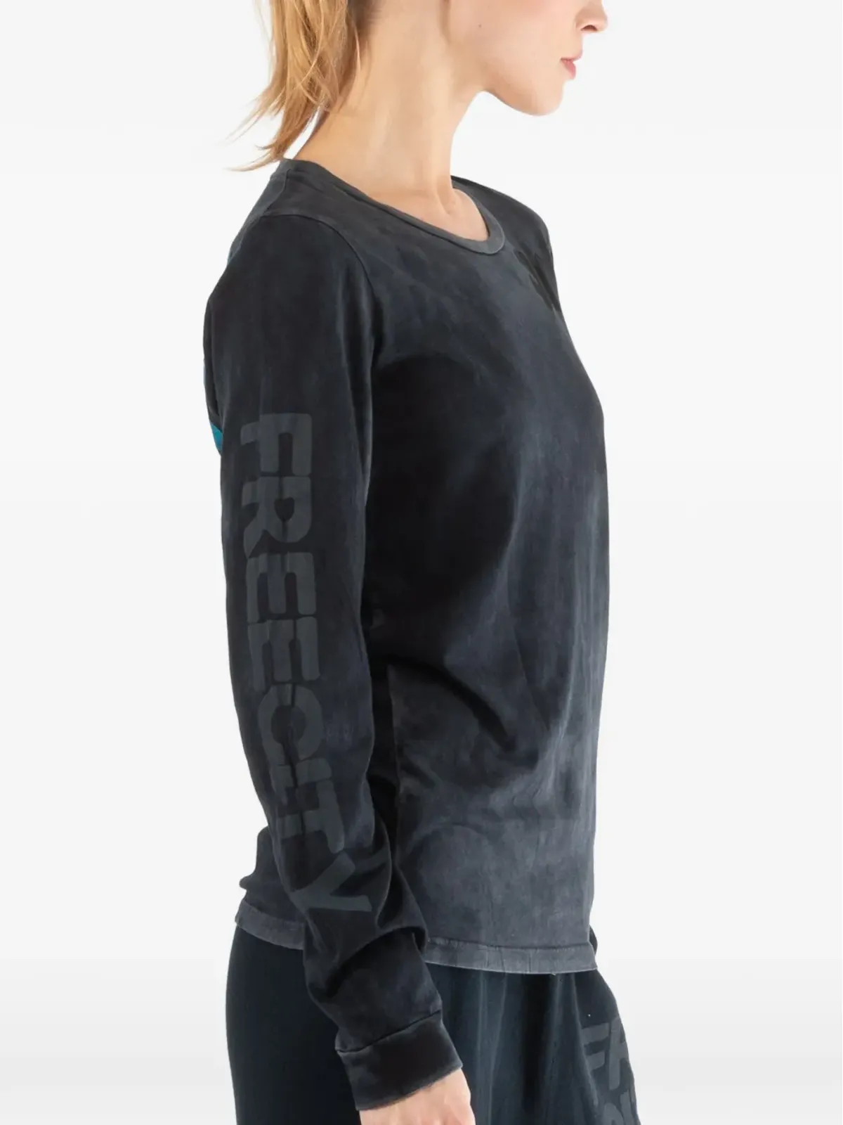 FreeCity 長袖グラフィックTシャツ - 画像4