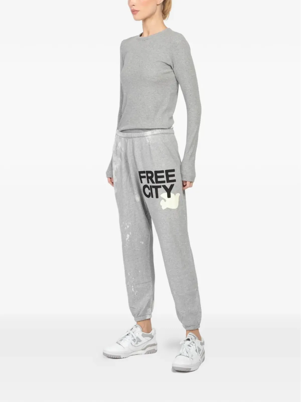 FreeCity ブリーチアウト グラフィック トラックパンツ グレー - 画像3
