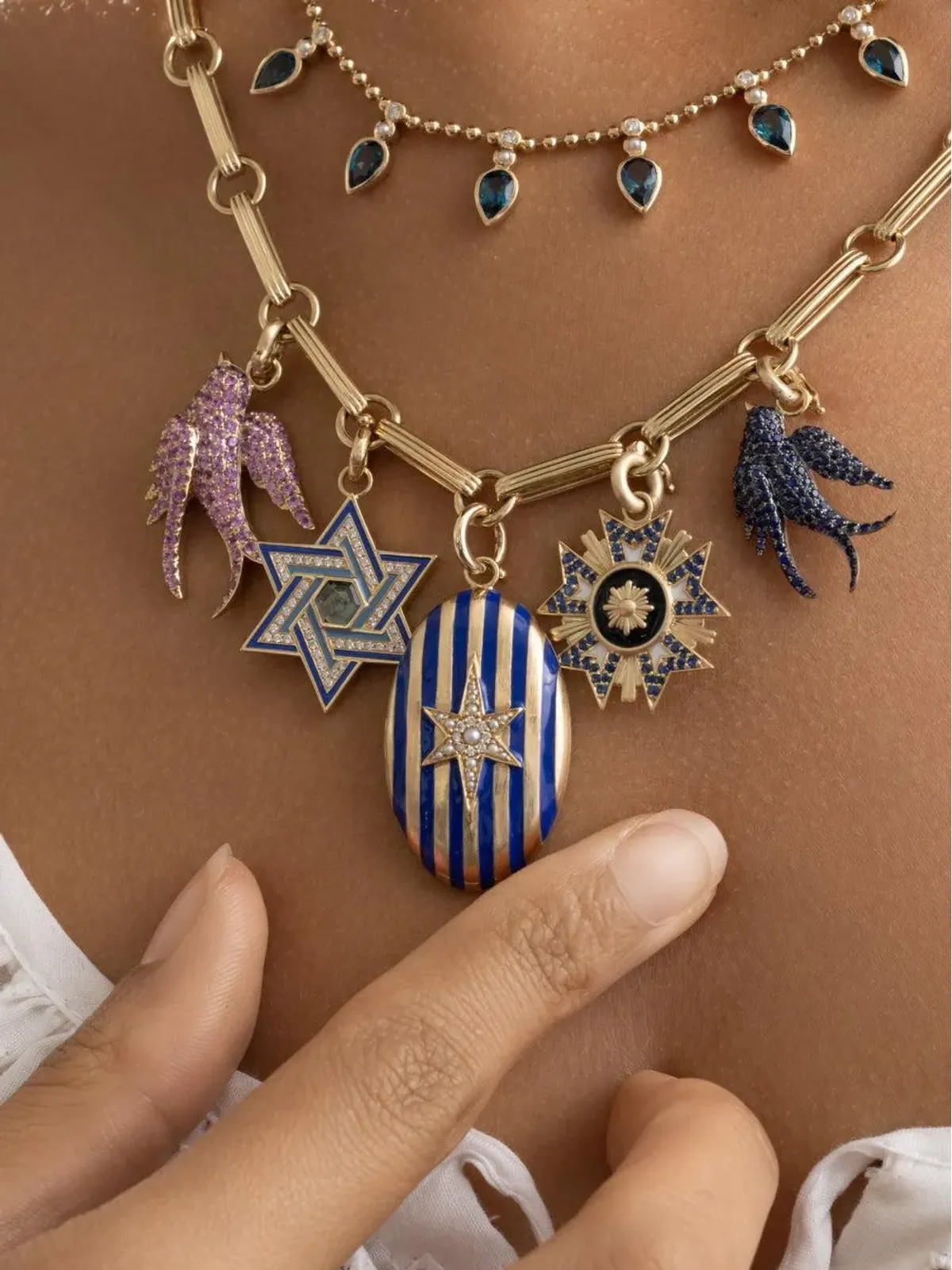 Storrow Jewelry ブルーサファイア バーディー チャーム ネックレス - 画像2
