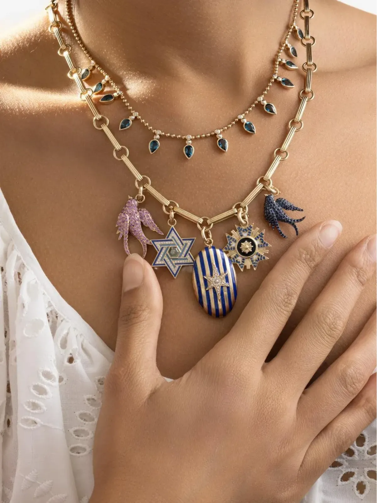 Storrow Jewelry フローレンス サファイア メダリオン ペンダント - 画像2