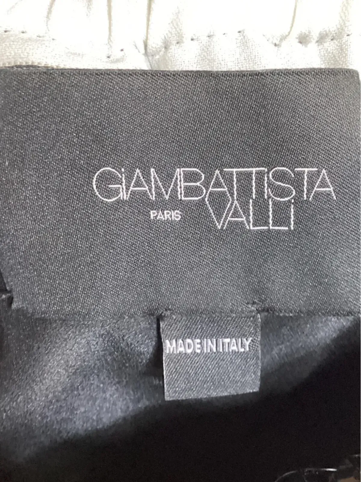 Giambattista Valli Vintage スパンコール付きオフショルダークロップトップ - ブラック - 画像3