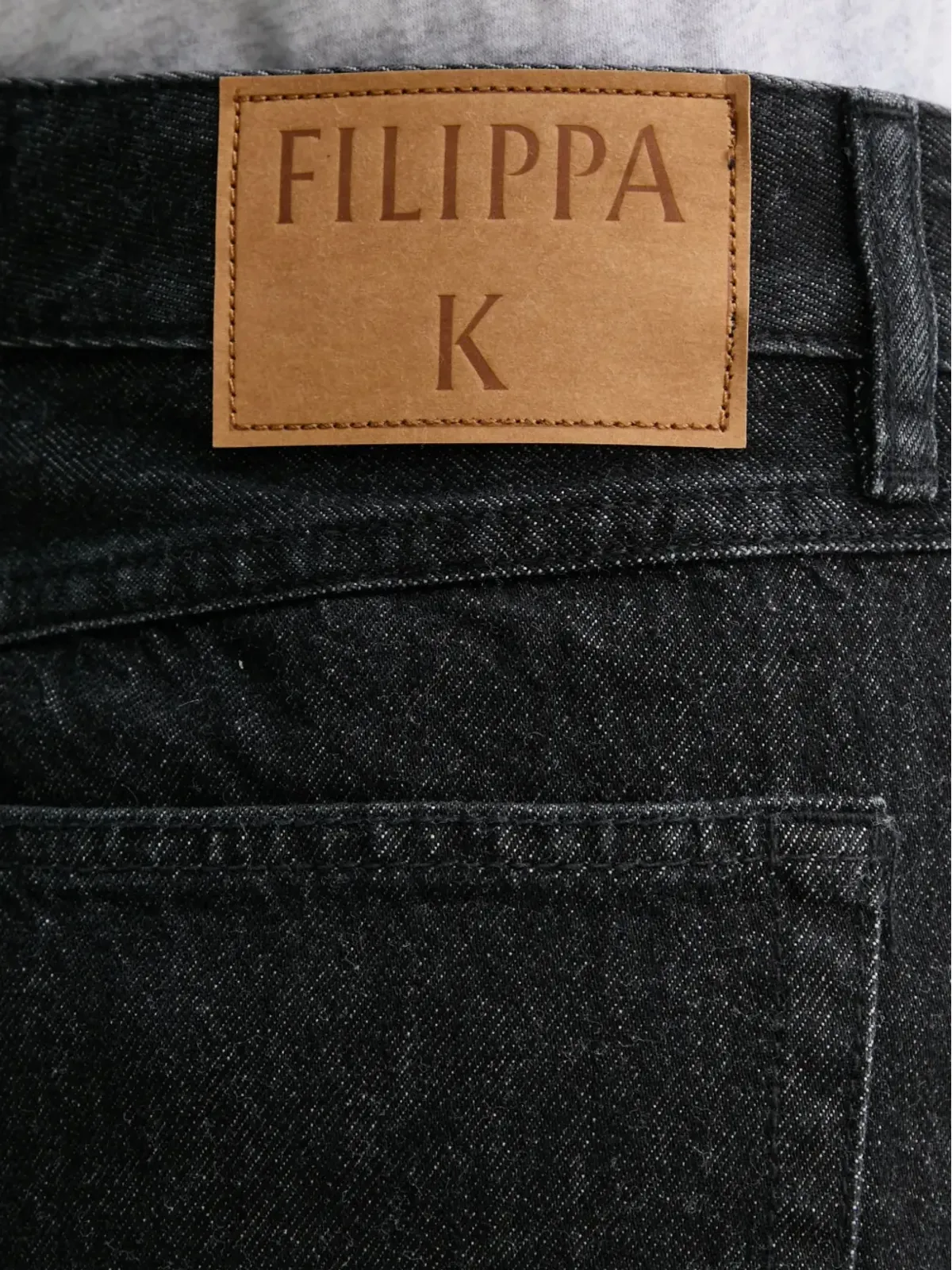 Filippa K ロゴパッチミニスカート - 画像4