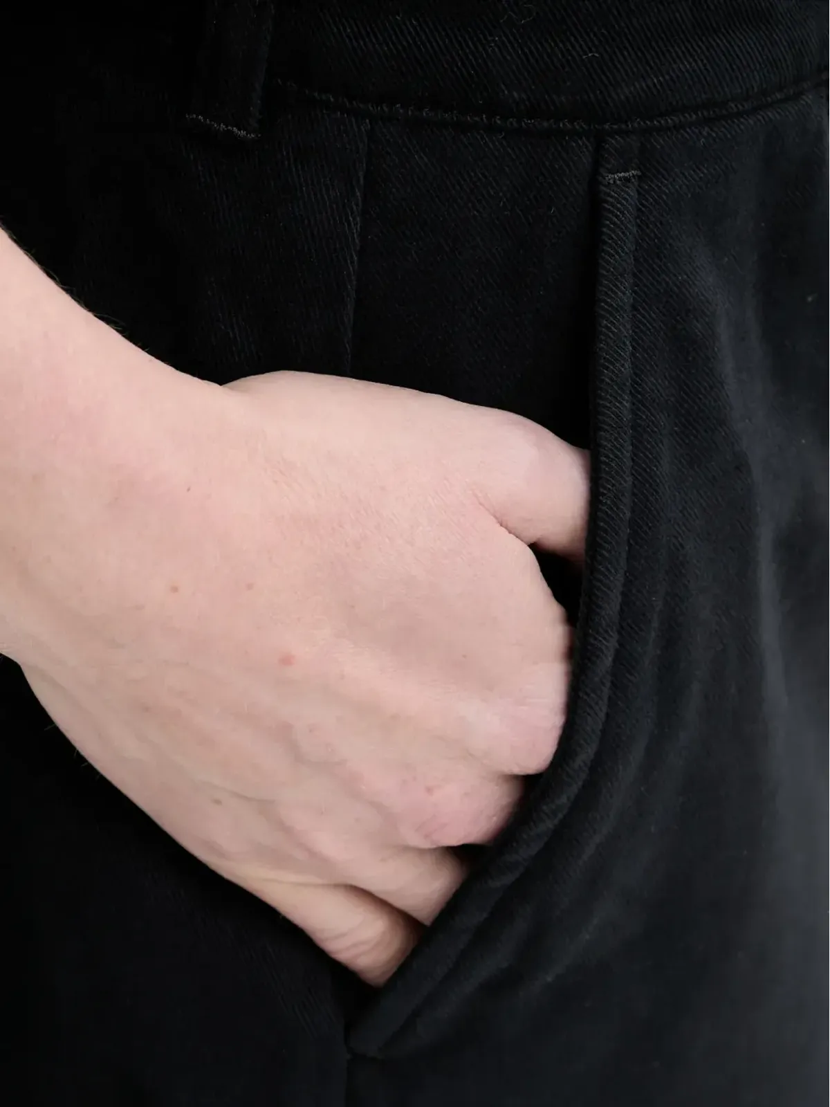 Filippa K ベルトループディテールショーツ - 画像4
