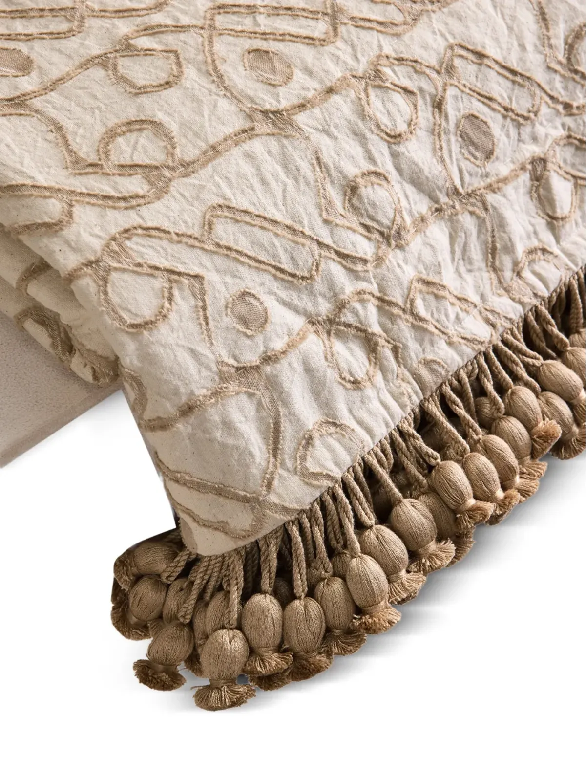 Soho Home Tilney タッセルディテール柄のベッドスプレッド - 画像3