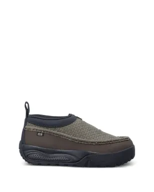 Nike ACG Izy ジップファスナー付きスニーカー - ブラウン - サムネイル1