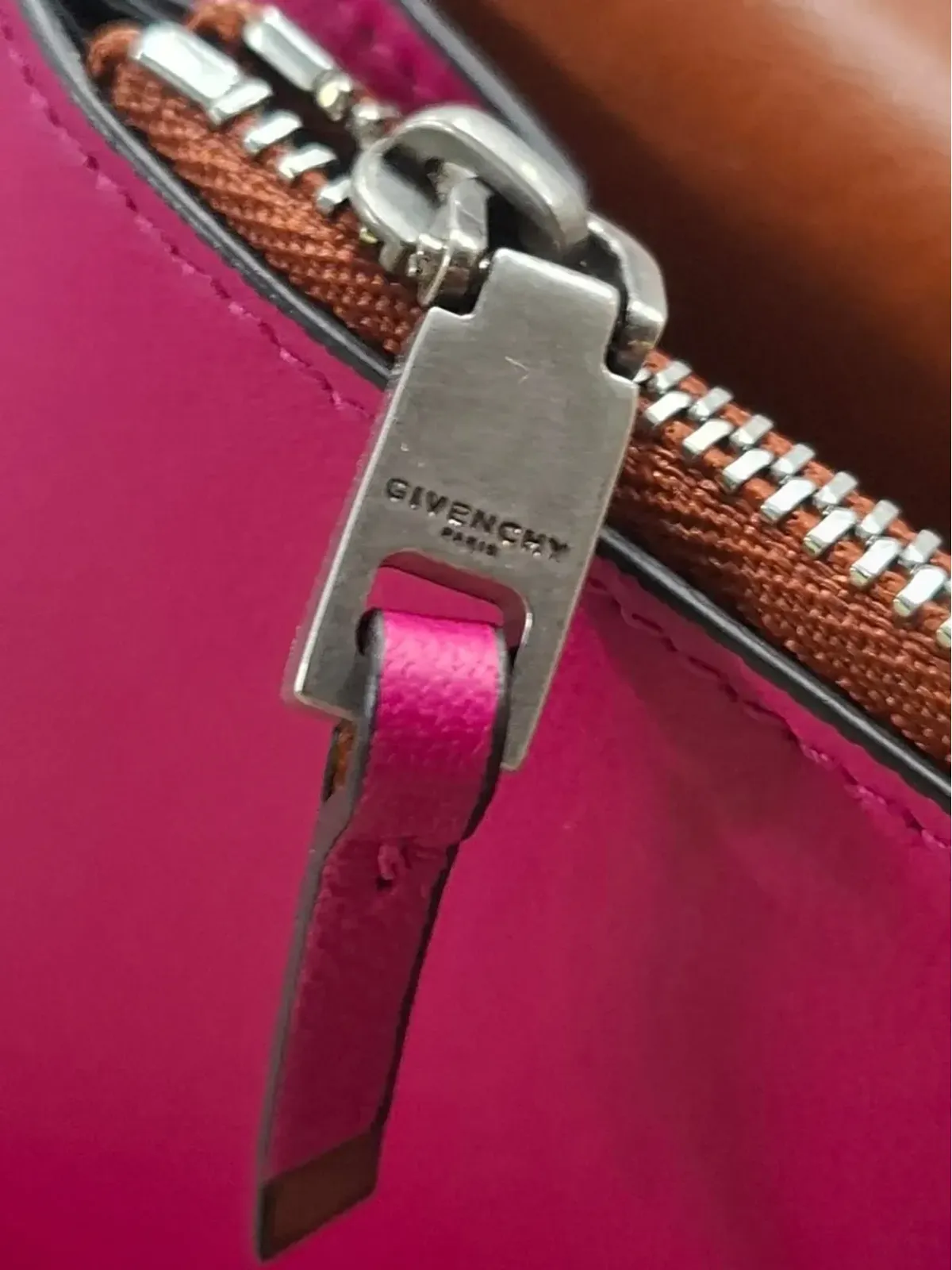 Givenchy Pre-Owned チェーンエンブレムウォレット - 画像5