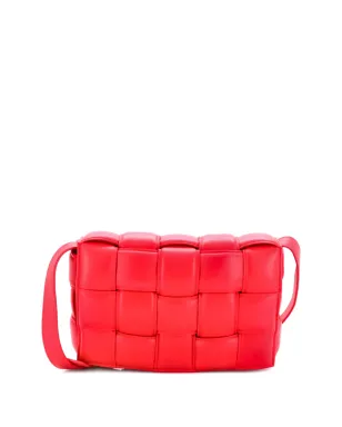 Bottega Veneta ヴィンテージ カセット パディド マキシ イントレチャート レザー クロスボディバッグ - サムネイル1