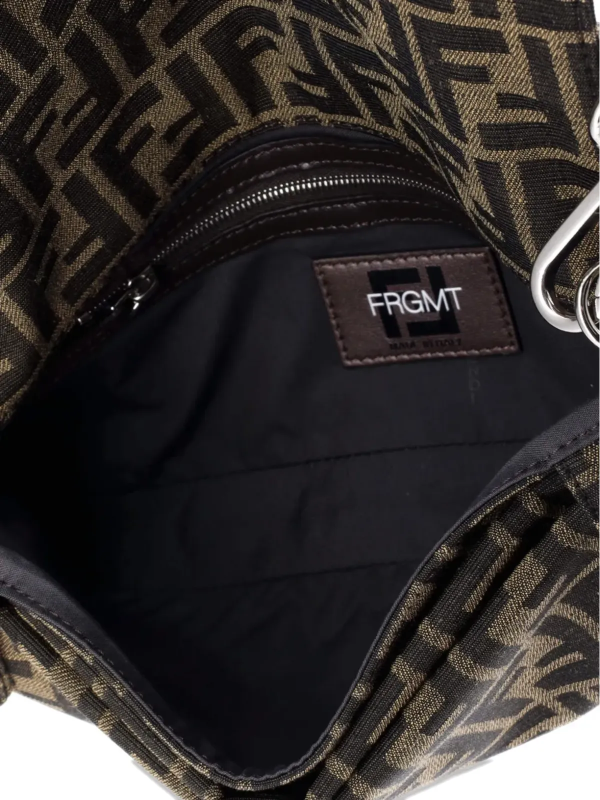 Fendi Pre-Owned x FRGMT 折りたたみ式バゲットバッグ Zuccaキャンバス ショルダーバッグ - 画像5