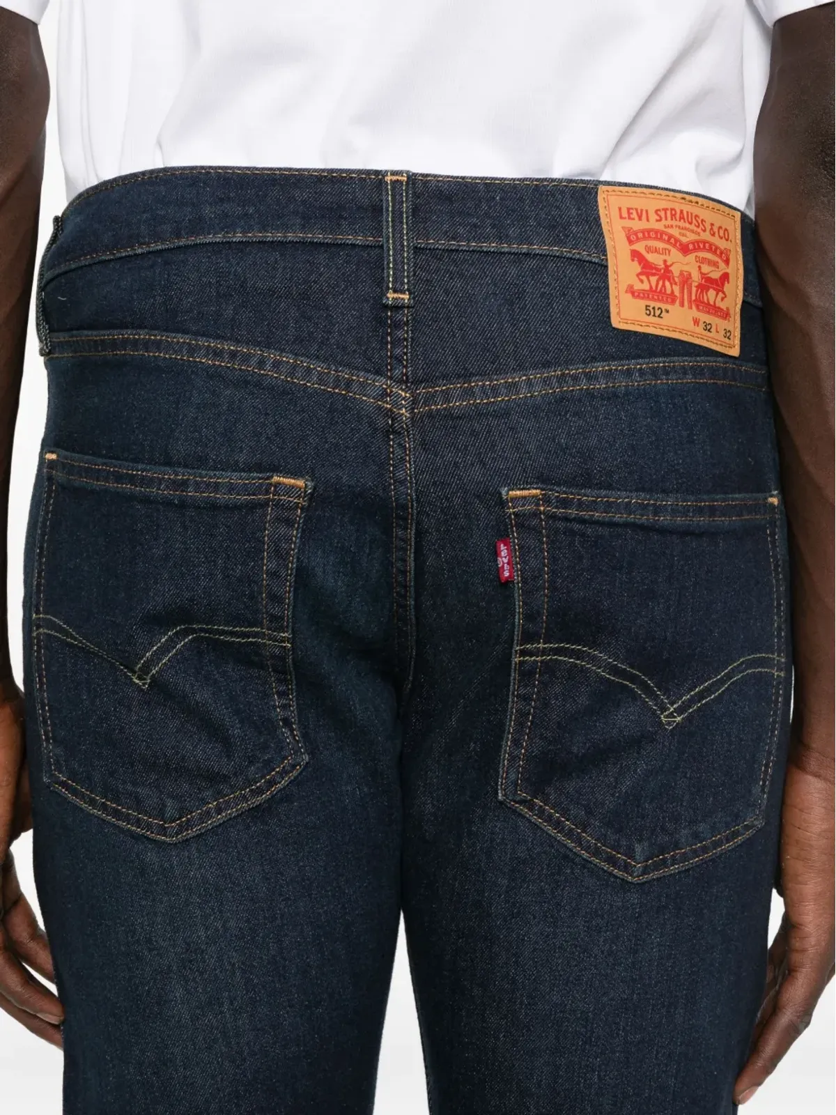 Levi's フェード加工ジーンズ ブルー - 画像5