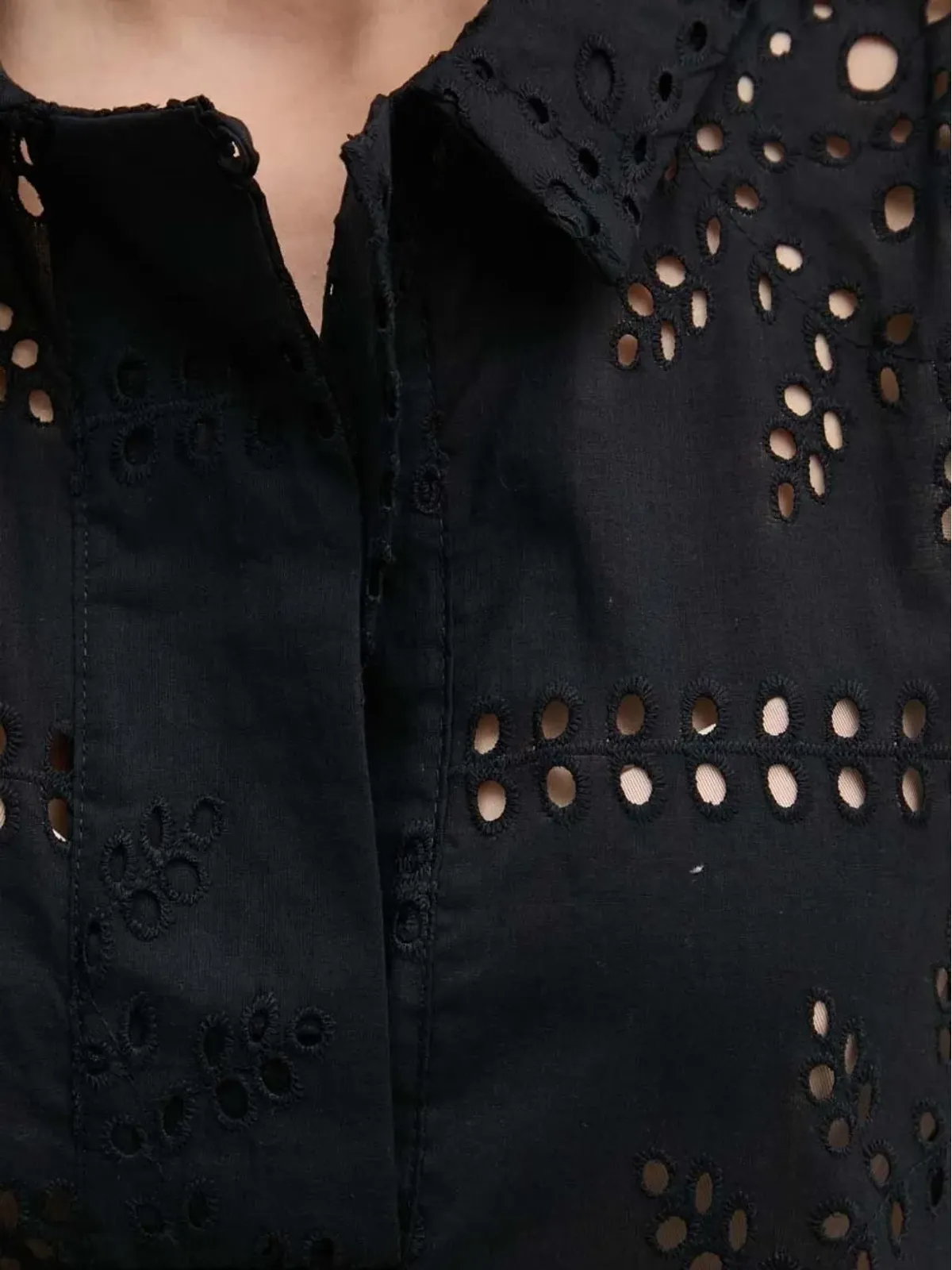 Sandro Ferrone アイレット刺繍ノースリーブブラウス - 画像4
