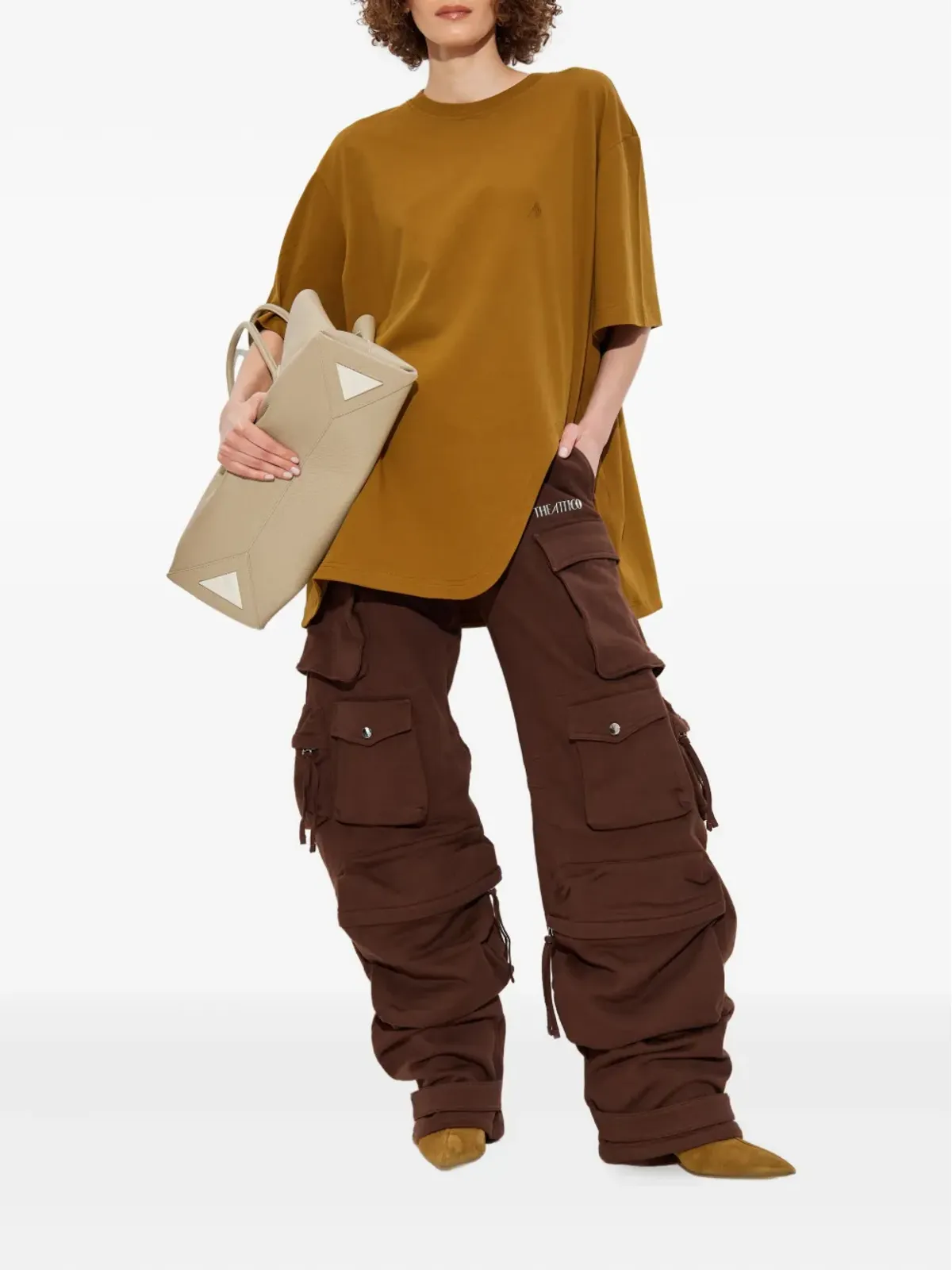 The Attico embroidered side-slit T-shirt - 画像2