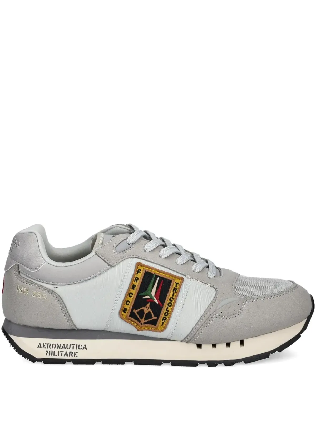Aeronautica Militare パッチディテールスニーカー - 画像1