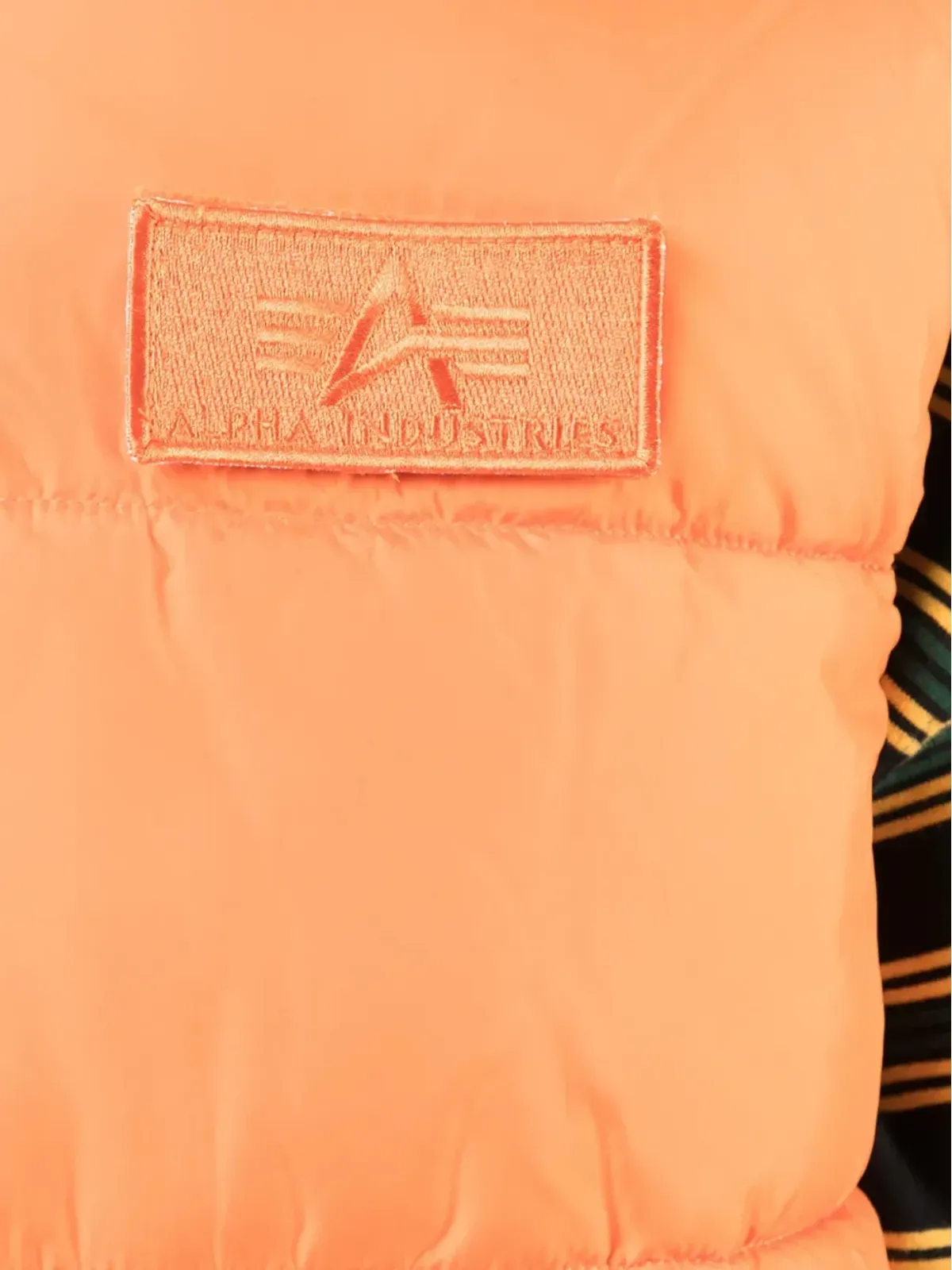 Alpha Industries キルティッド ロゴパッチ ジレ - 画像5