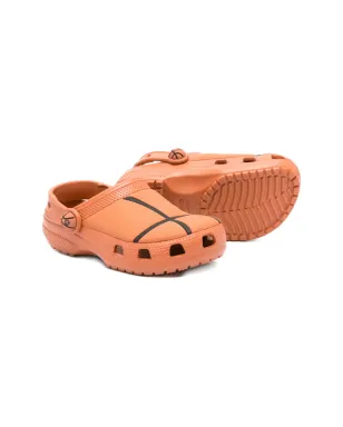 Crocs Kids クラシック バスケットボール サンダル - サムネイル2